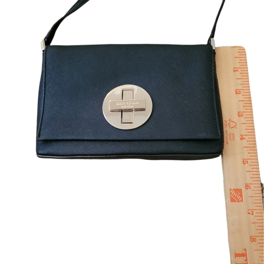kate spade Newbury Saffiano Black Turn Lock Crossbody‎ Bag